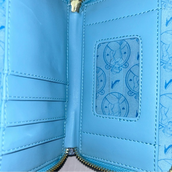 Disney Loungefly Cinderella Wallet - Picture 4 of 6